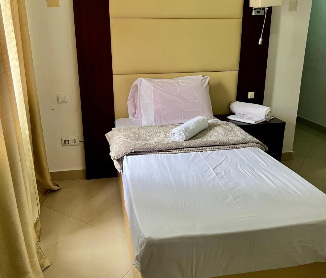 Guest House La Plaza Luanda Zewnętrze zdjęcie